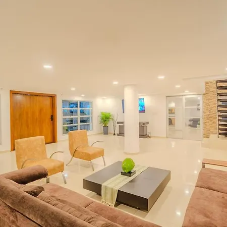 Сasa de vacaciones Encanto Mansion - 6br Luxury Near Walled
