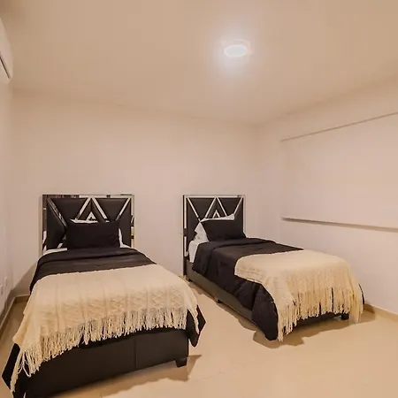 Encanto Mansion - 6br Luxury Near Walled Holiday home Cartagena