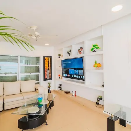 Holiday home Encanto Mansion - 6br Luxury Near Walled